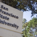 A concrete sign that says San Francisco State University